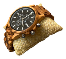 Laden Sie das Bild in den Galerie-Viewer, Holzuhr Armbanduhr aus Holz 1010-1-1
