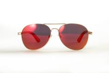 Sonnenbrille Isar mit Palisander Holz Bügeln und rote Gläser Damen